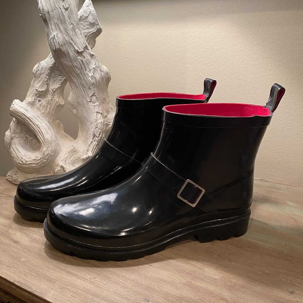 Black waterproof ankle boots
